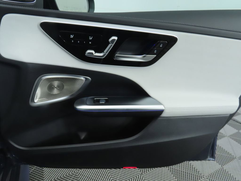 New 2025 Mercedes-Benz C 300 Sedan image 27