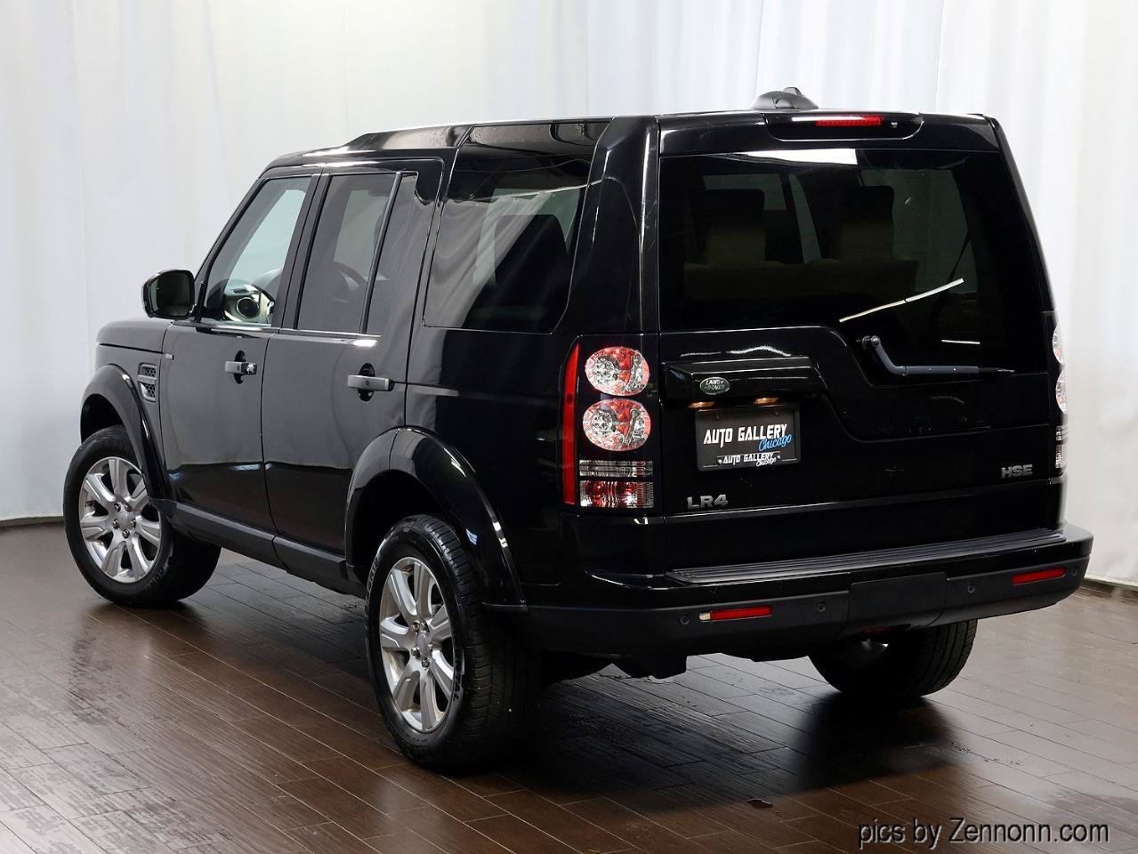 Used 2016 Land Rover LR4 HSE AWD/4WD image 9
