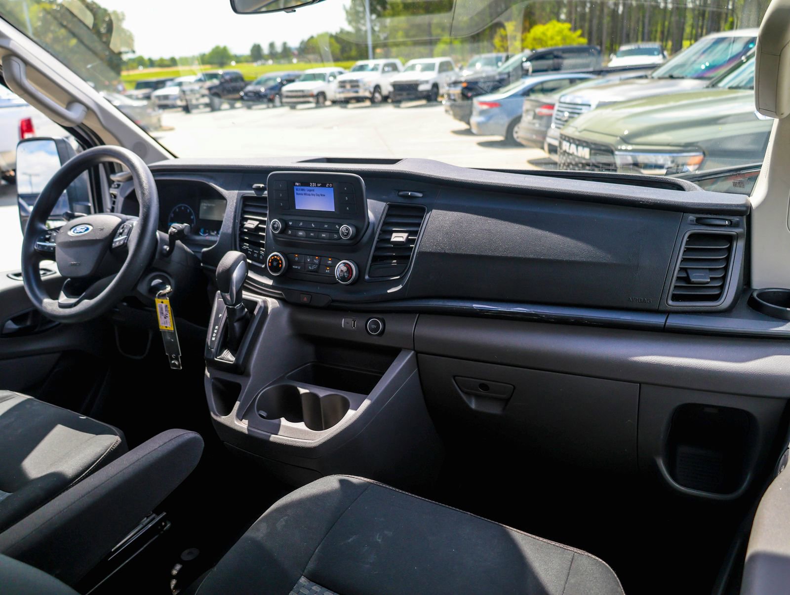 Used 2021 Ford Transit 350 XLT image 11