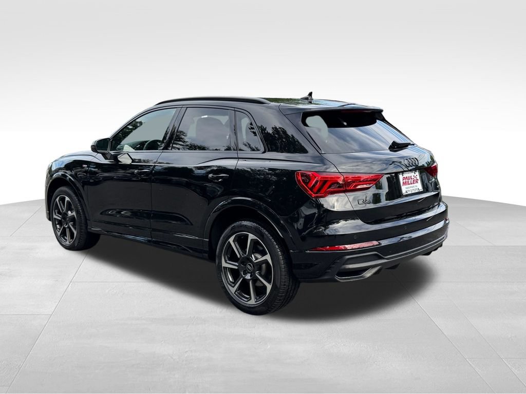 Used 2025 Audi Q3 2.0T Premium Plus w/ Premium Plus Package AWD/4WD image 5