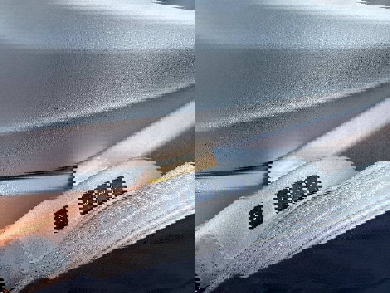 Used 2014 Volvo S60 T5 image 25