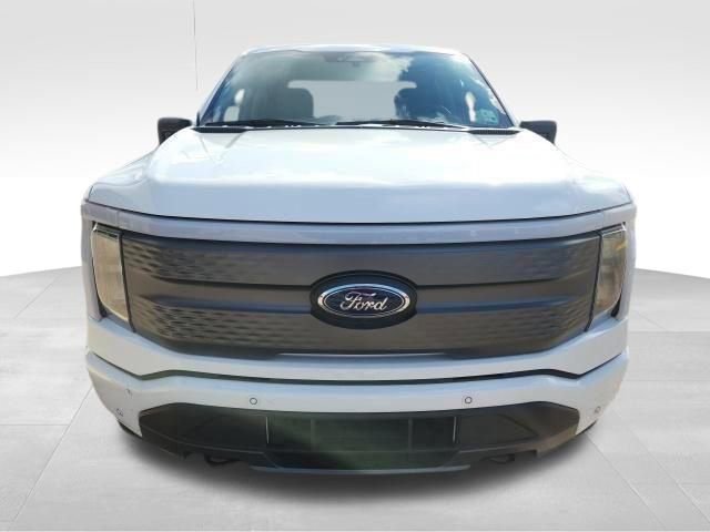 Used 2023 Ford F150 Lightning XLT image 17