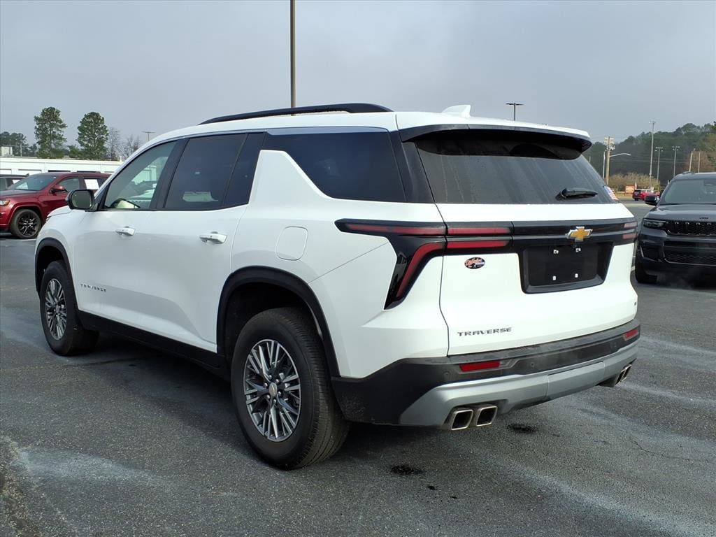Used 2024 Chevrolet Traverse LT w/ LPO, Floor Liner Package image 16