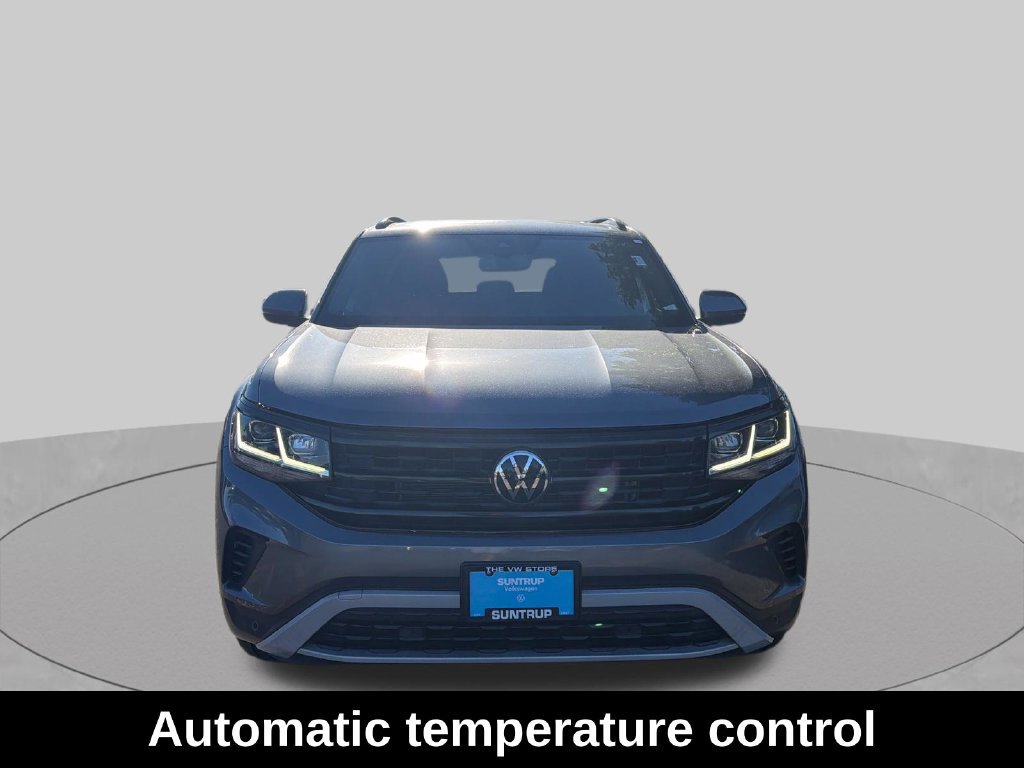 Used 2023 Volkswagen Atlas Cross Sport SEL AWD/4WD image 10