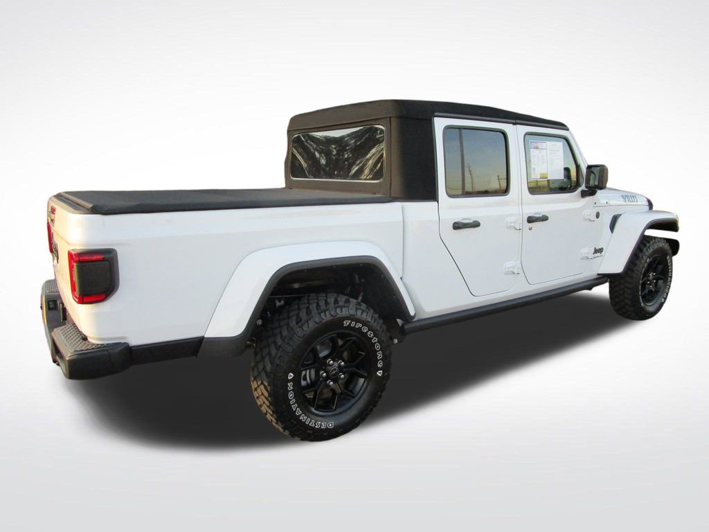 Used 2024 Jeep Gladiator Willys image 8