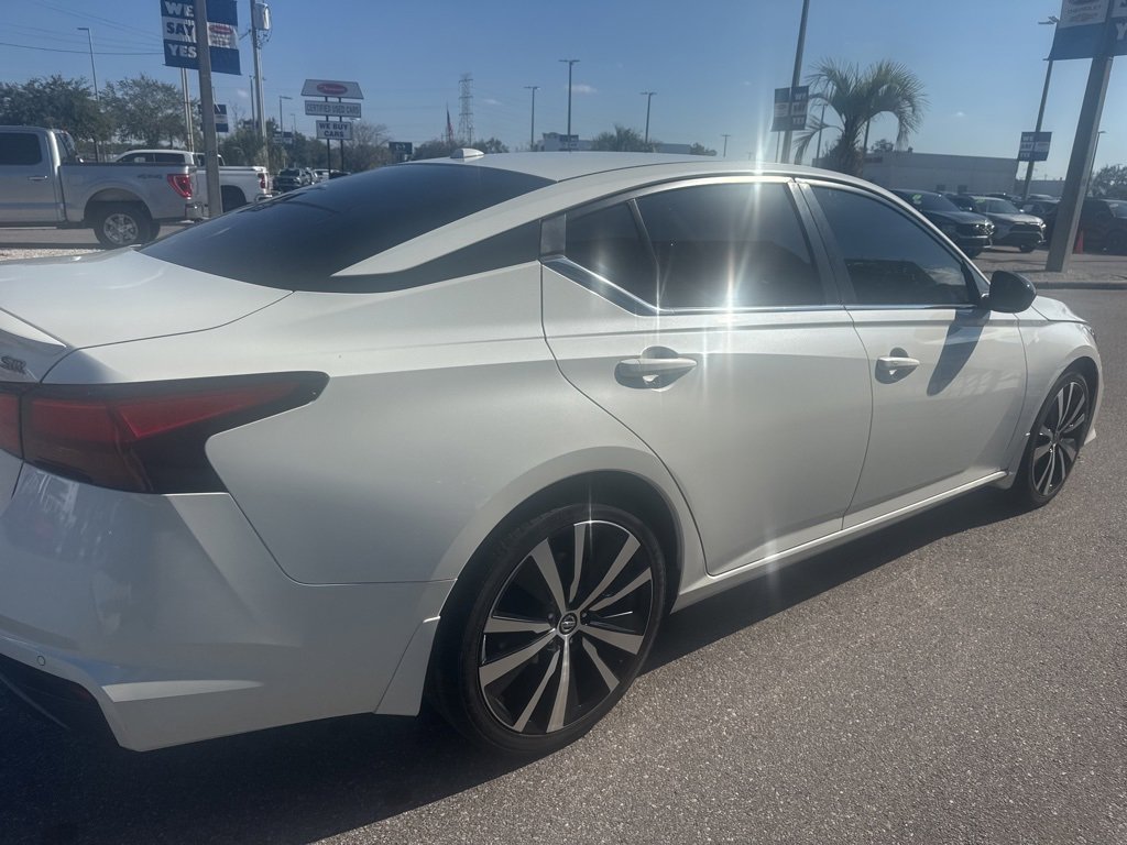 Used 2021 Nissan Altima 2.5 SR image 3