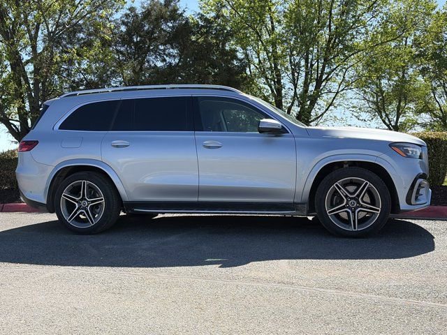 Certified 2026 Mercedes-Benz GLS 450 4MATIC image 2