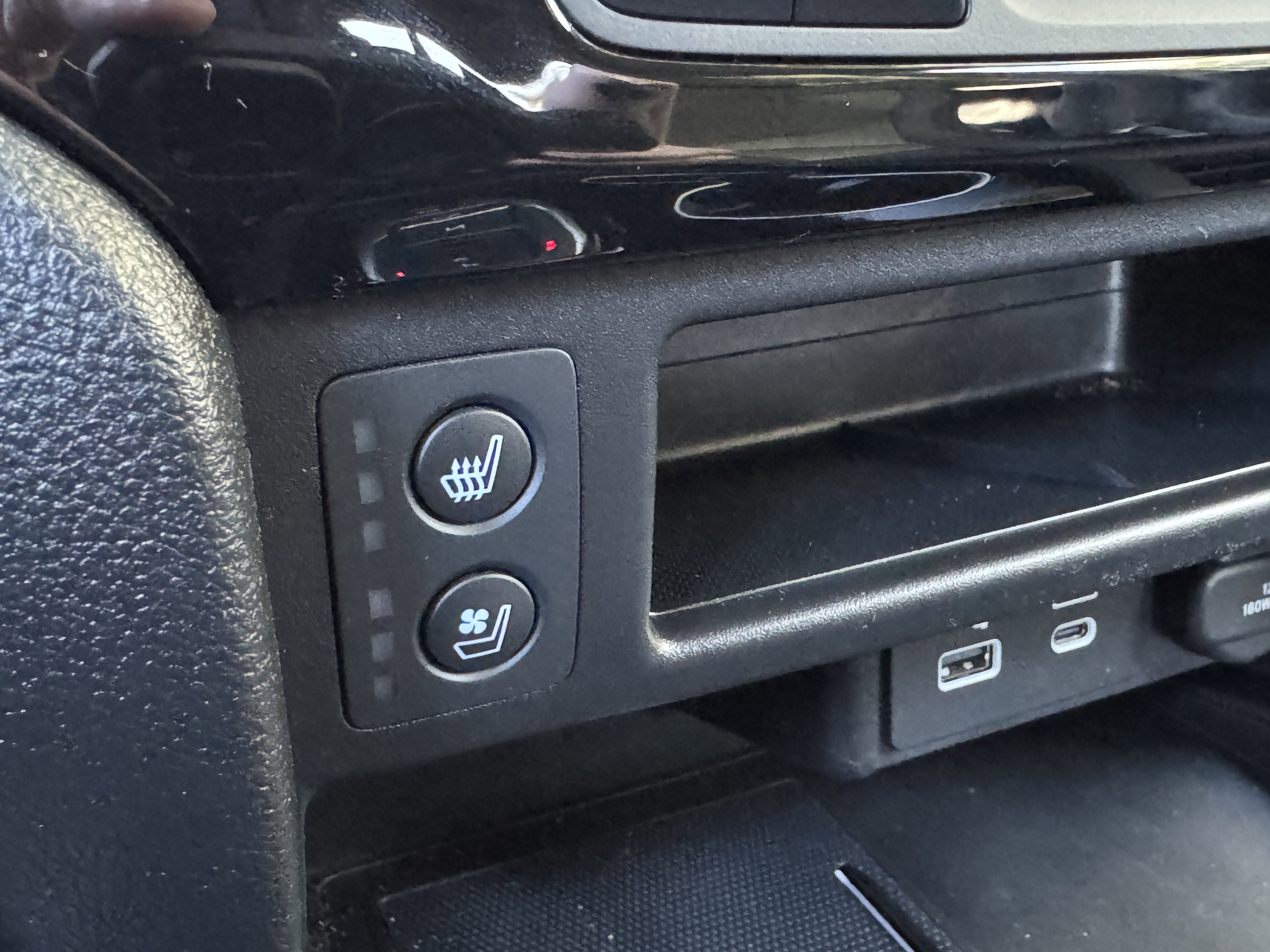 Used 2024 Honda Ridgeline Black Edition image 28