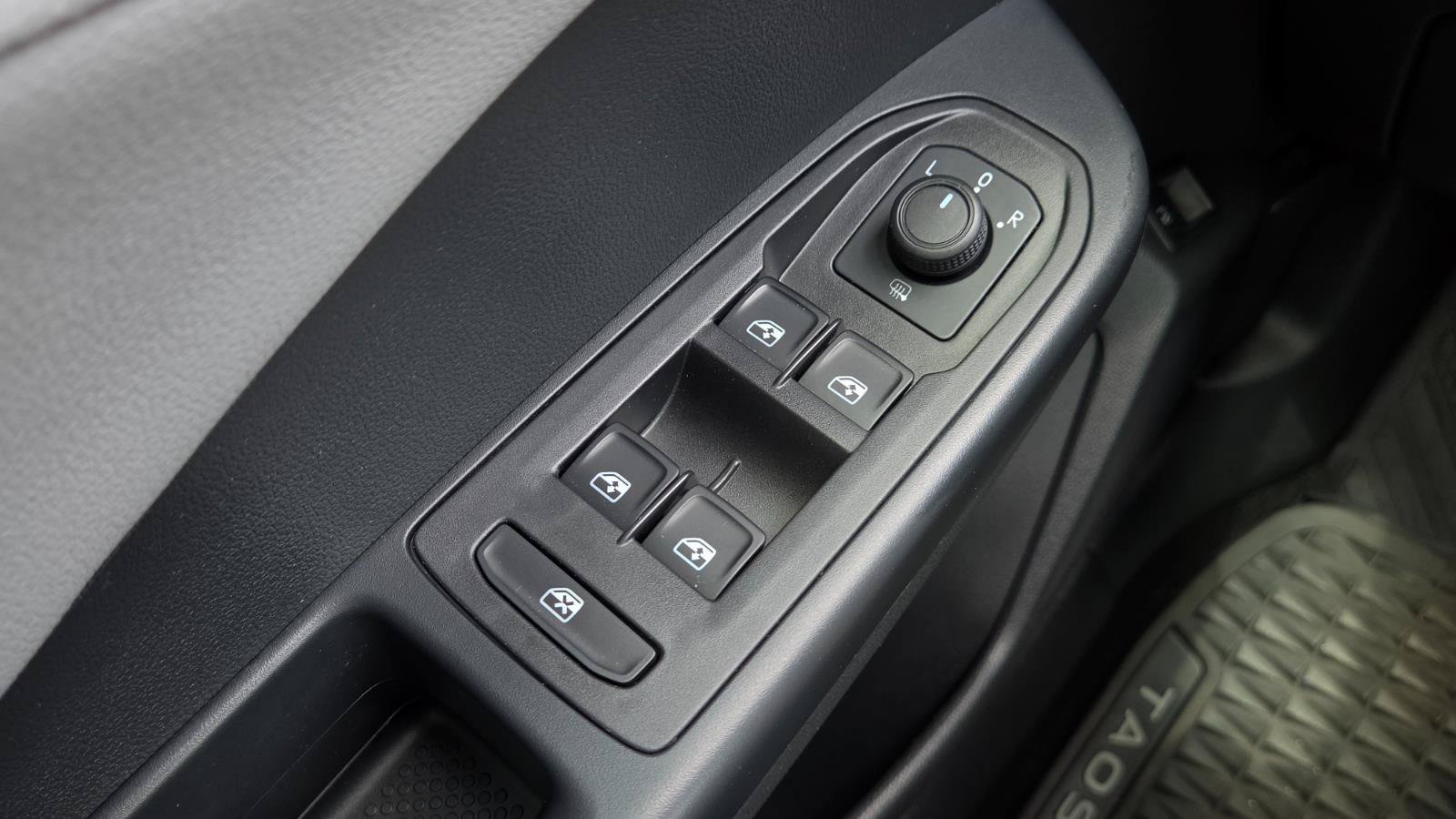 Certified 2024 Volkswagen Taos SE AWD/4WD image 21
