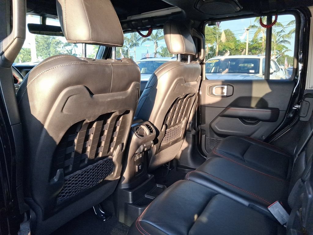 Used 2021 Jeep Wrangler Unlimited Rubicon AWD/4WD image 9