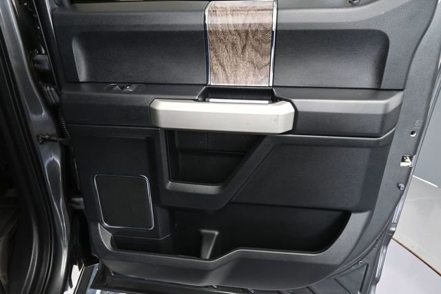 Used 2019 Ford F250 Lariat w/ Lariat Value Package AWD/4WD image 35
