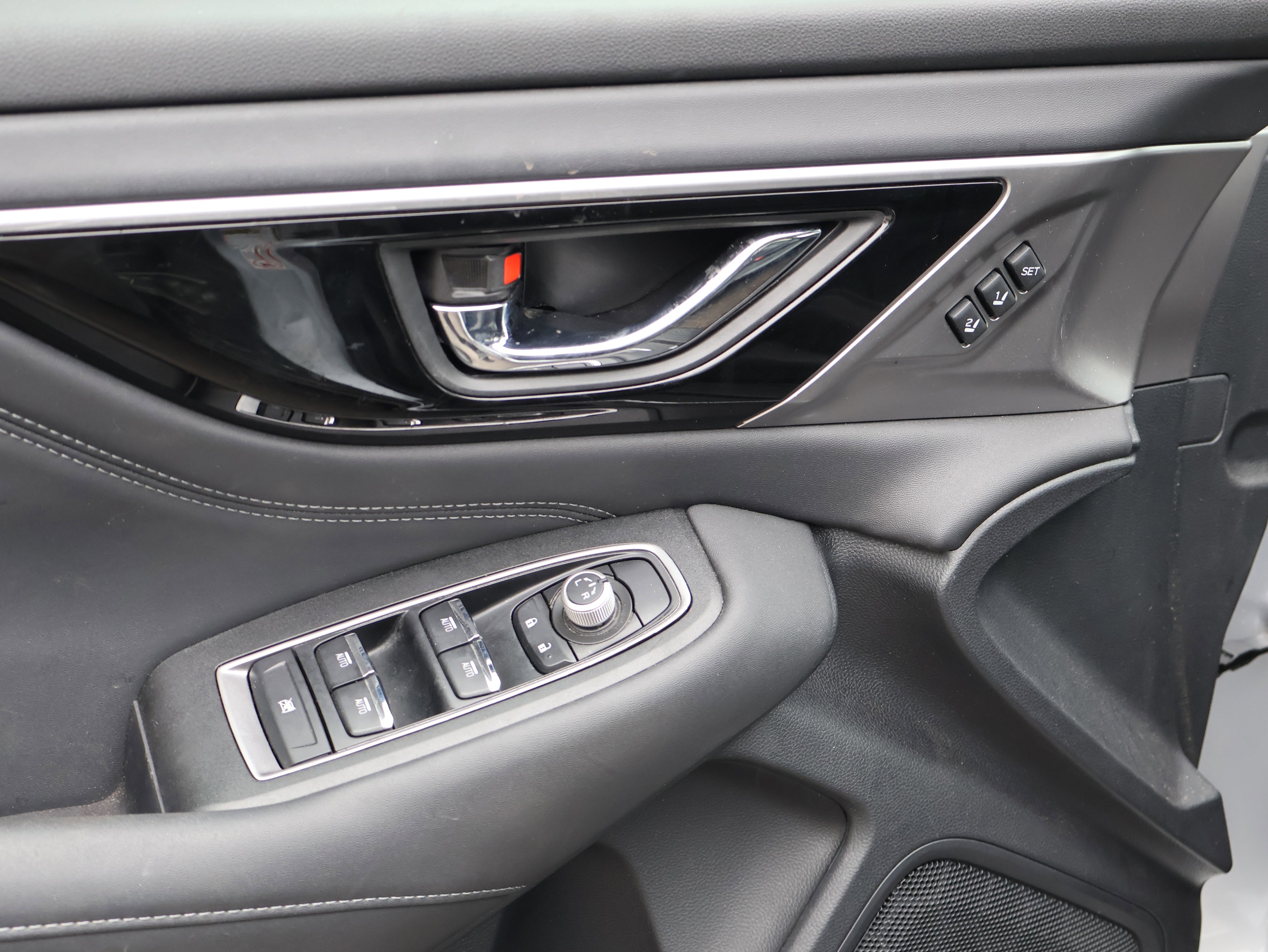 Used 2020 Subaru Outback Limited XT image 25