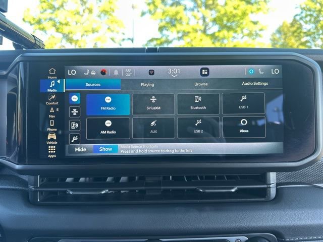 Used 2024 Jeep Wrangler Unlimited Rubicon w/ Technology Group image 37