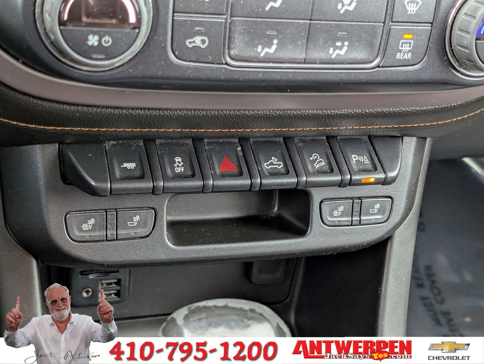 Used 2022 GMC Canyon AT4 w/ Trailering Package image 25