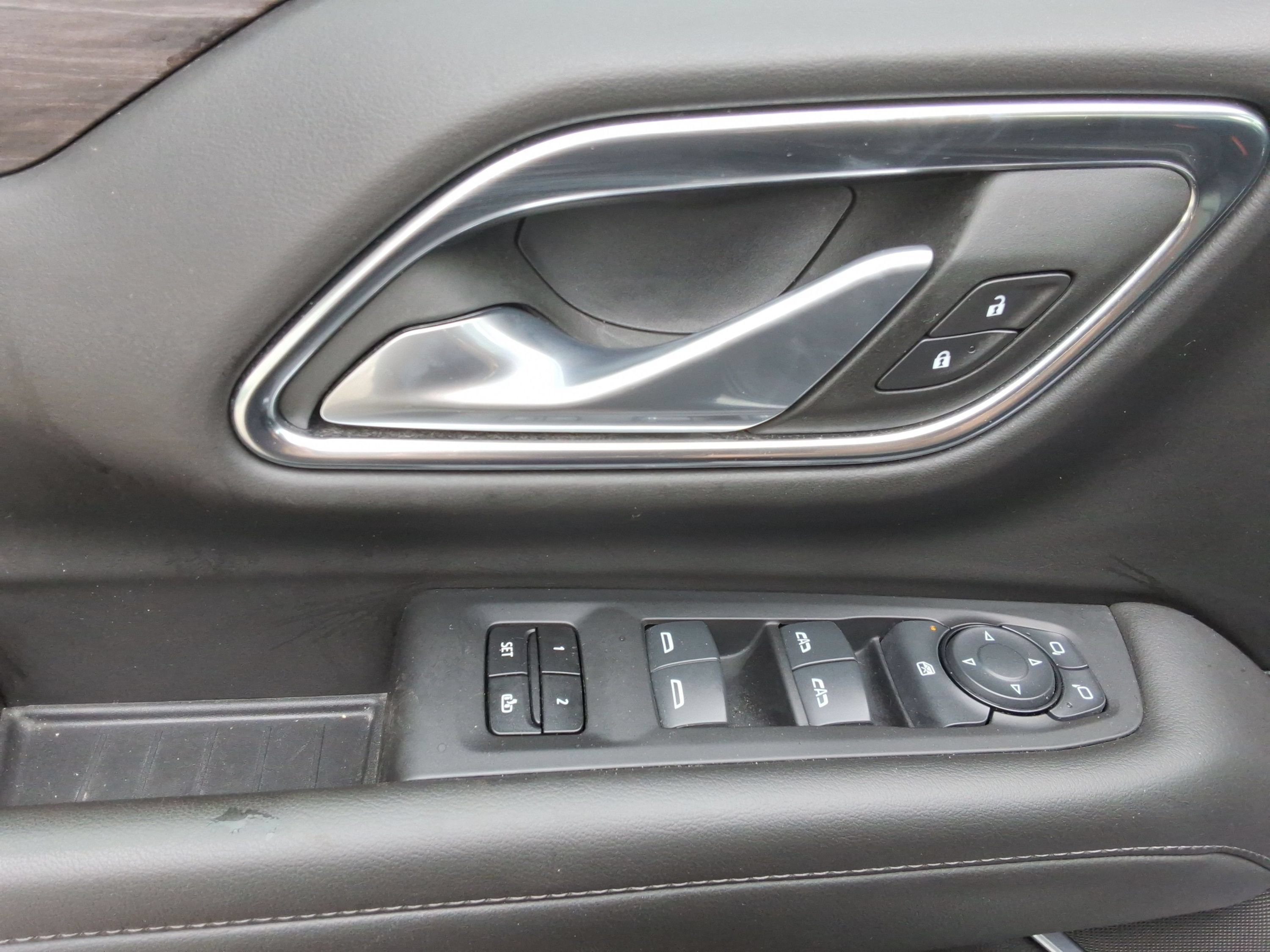 Used 2024 Chevrolet Suburban LT AWD/4WD image 22
