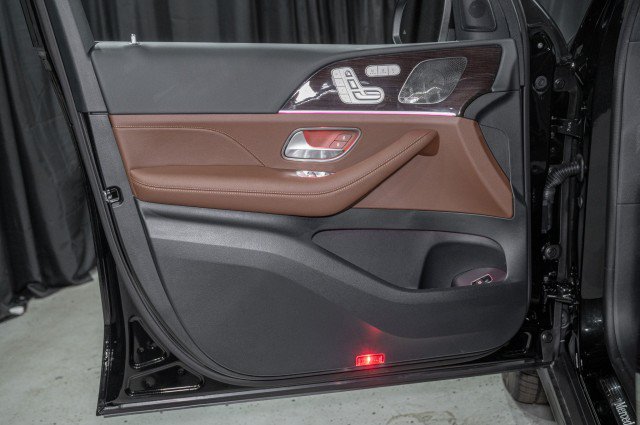 Certified 2026 Mercedes-Benz GLS 450 4MATIC image 10