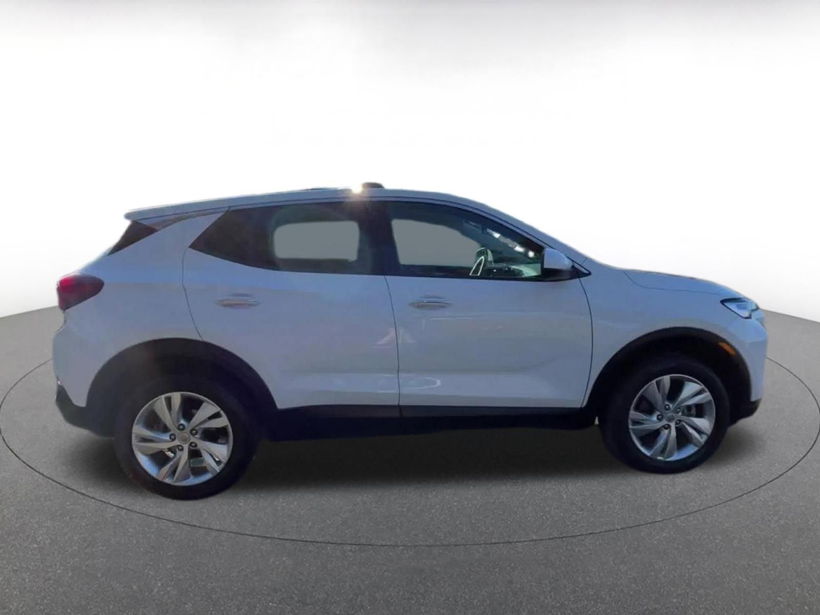 Used 2025 Buick Encore GX Preferred image 16