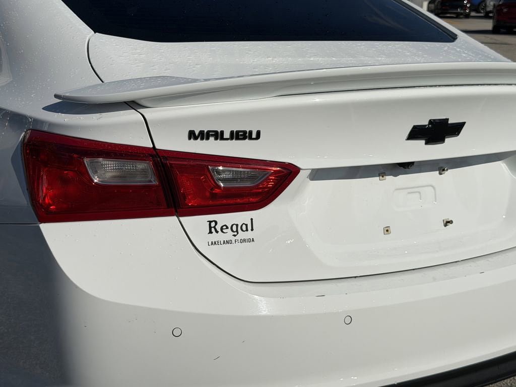 Used 2024 Chevrolet Malibu RS FWD image 11