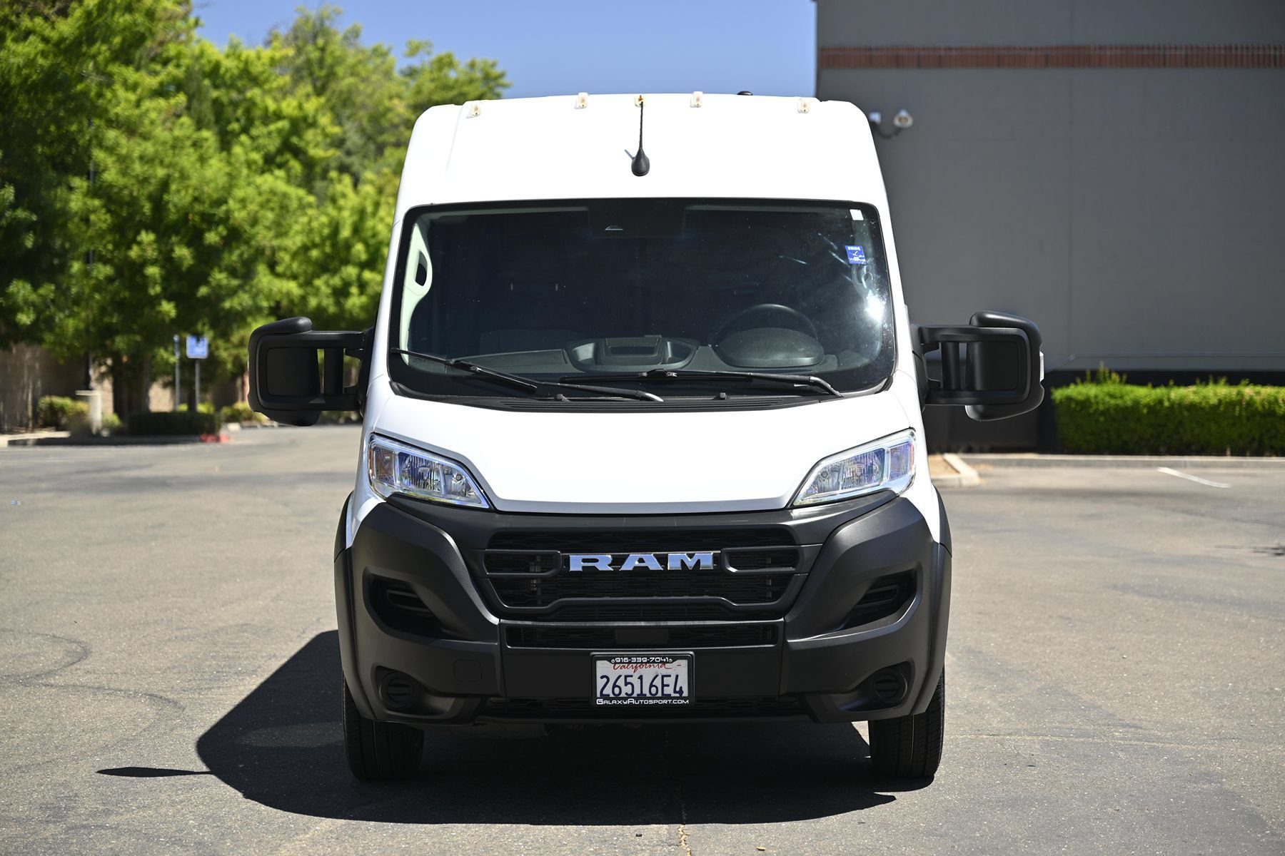 Used 2023 RAM ProMaster 2500 FWD image 2