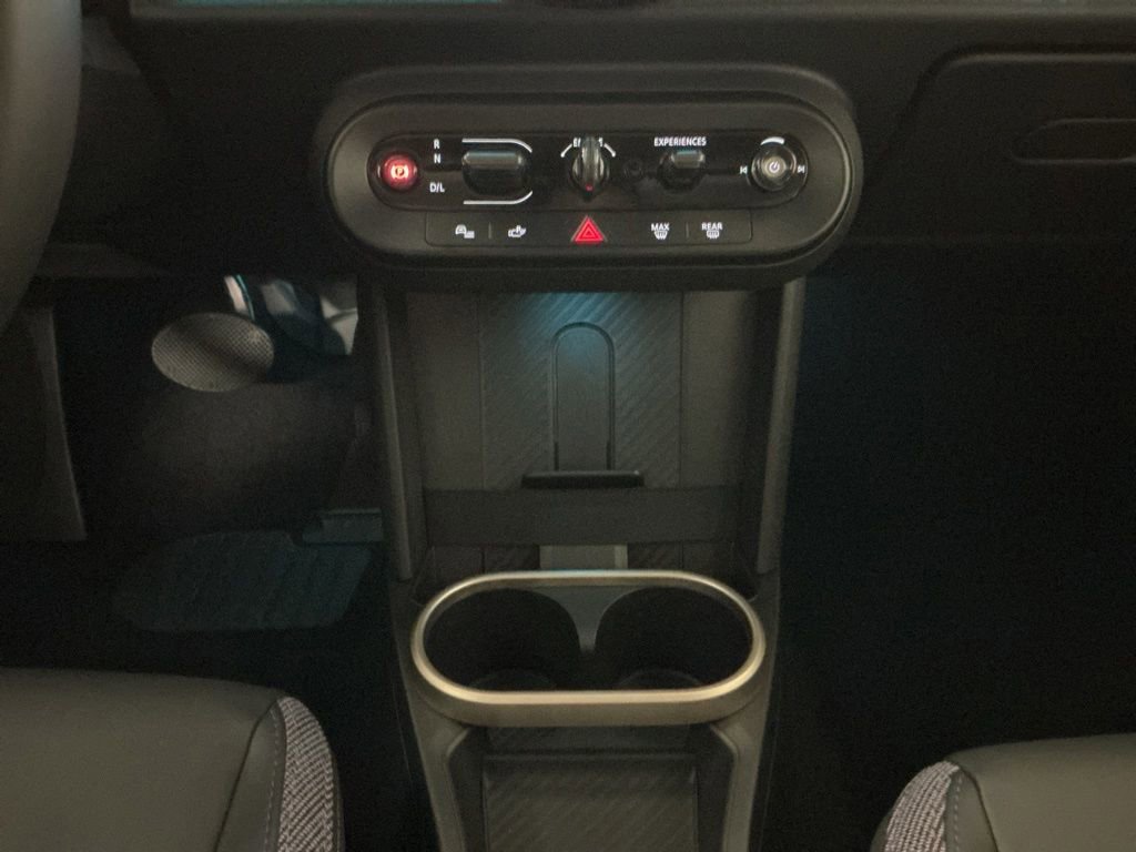 Certified 2025 MINI Cooper S FWD image 14