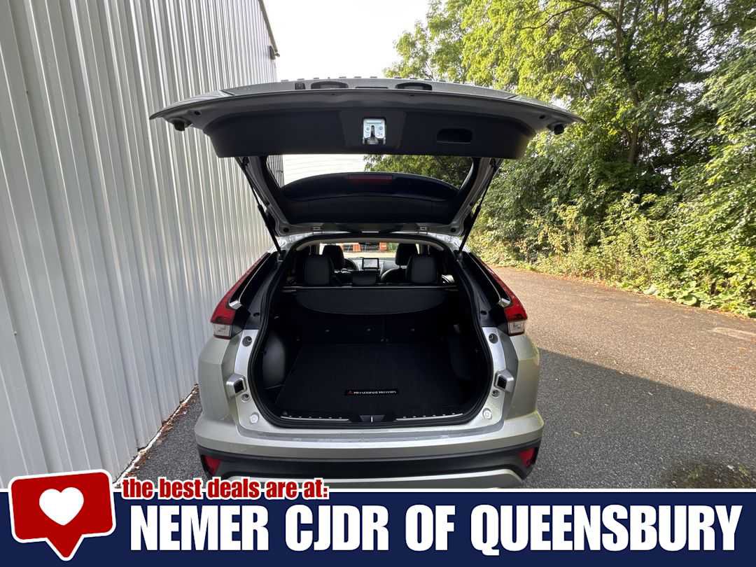 Used 2023 Mitsubishi Eclipse Cross SE AWD/4WD image 24