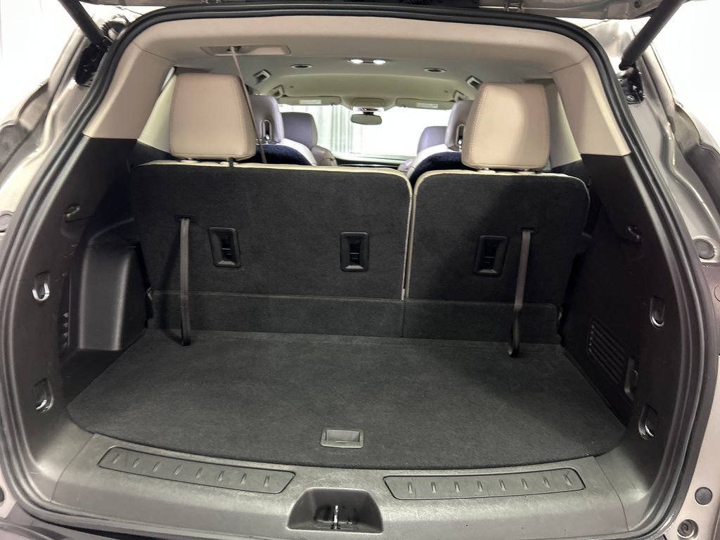 Used 2018 Buick Enclave Essence w/ Trailering Package AWD/4WD image 25