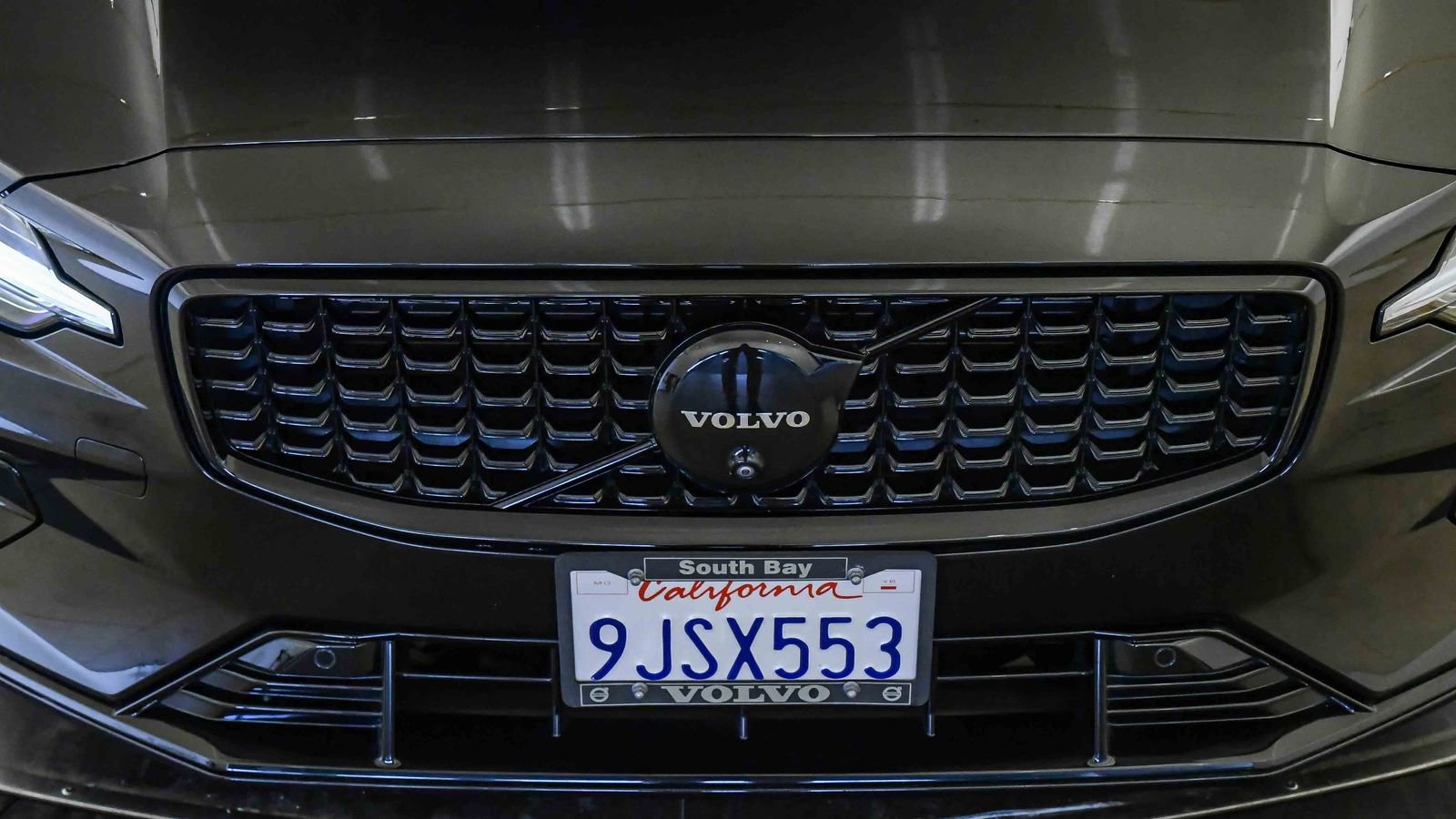 Certified 2024 Volvo S60 B5 Plus w/ Climate Package image 8