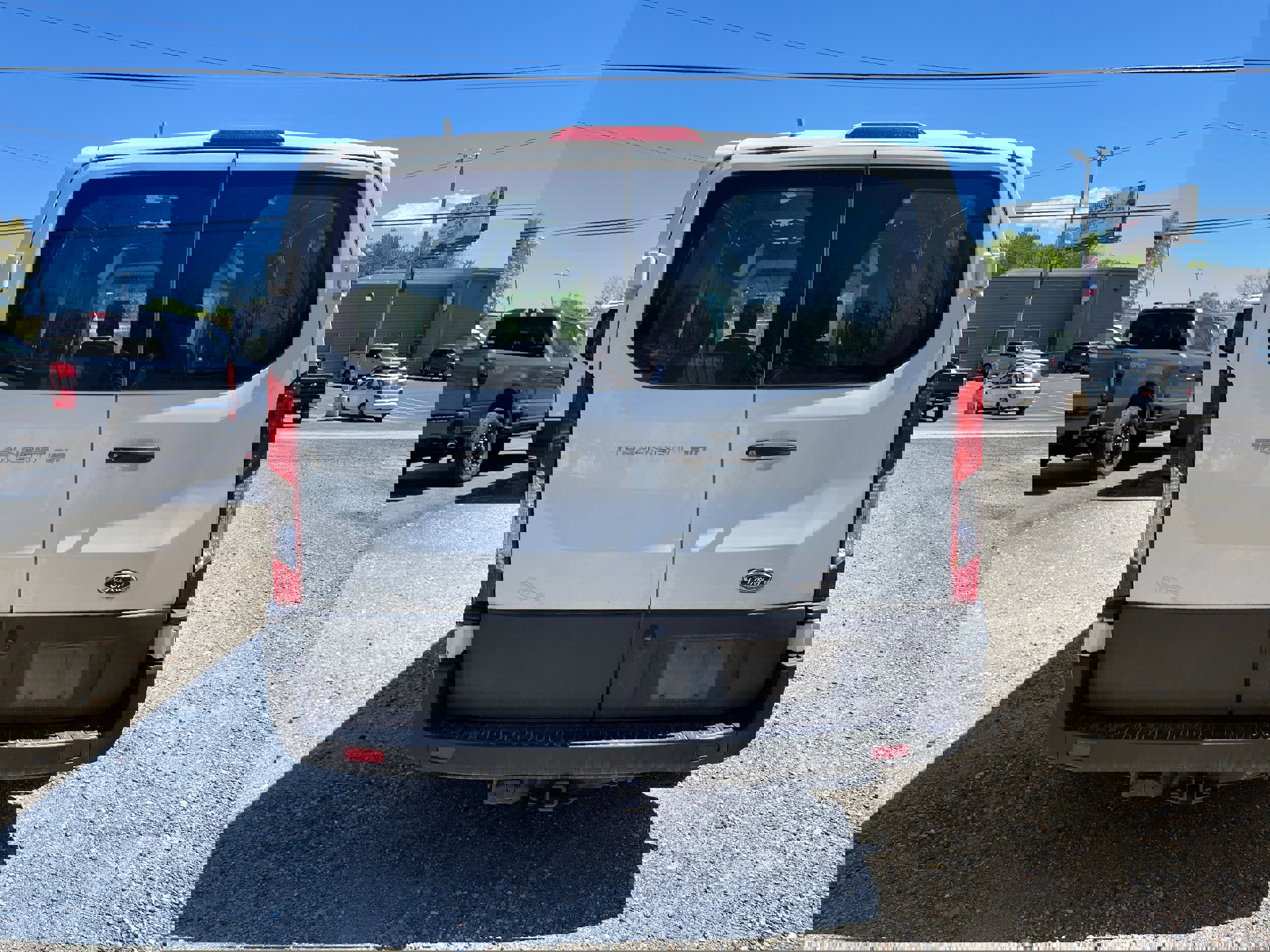 Used 2020 Ford Transit 150 Low Roof RWD image 5