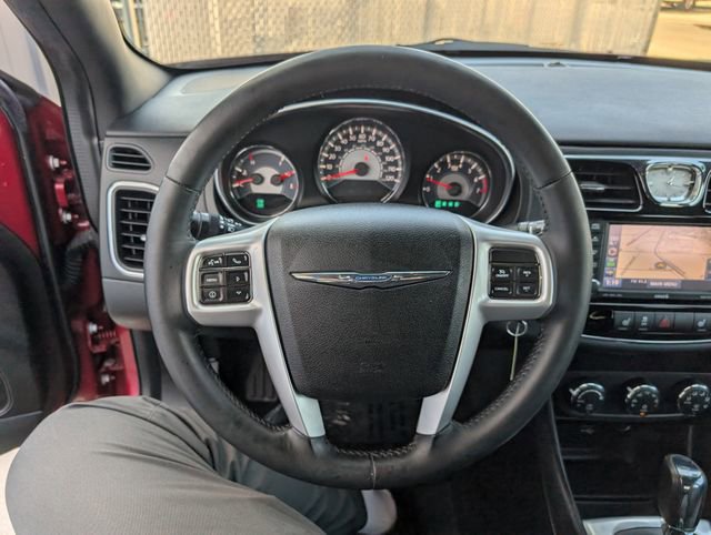Used 2013 Chrysler 200 Limited image 11