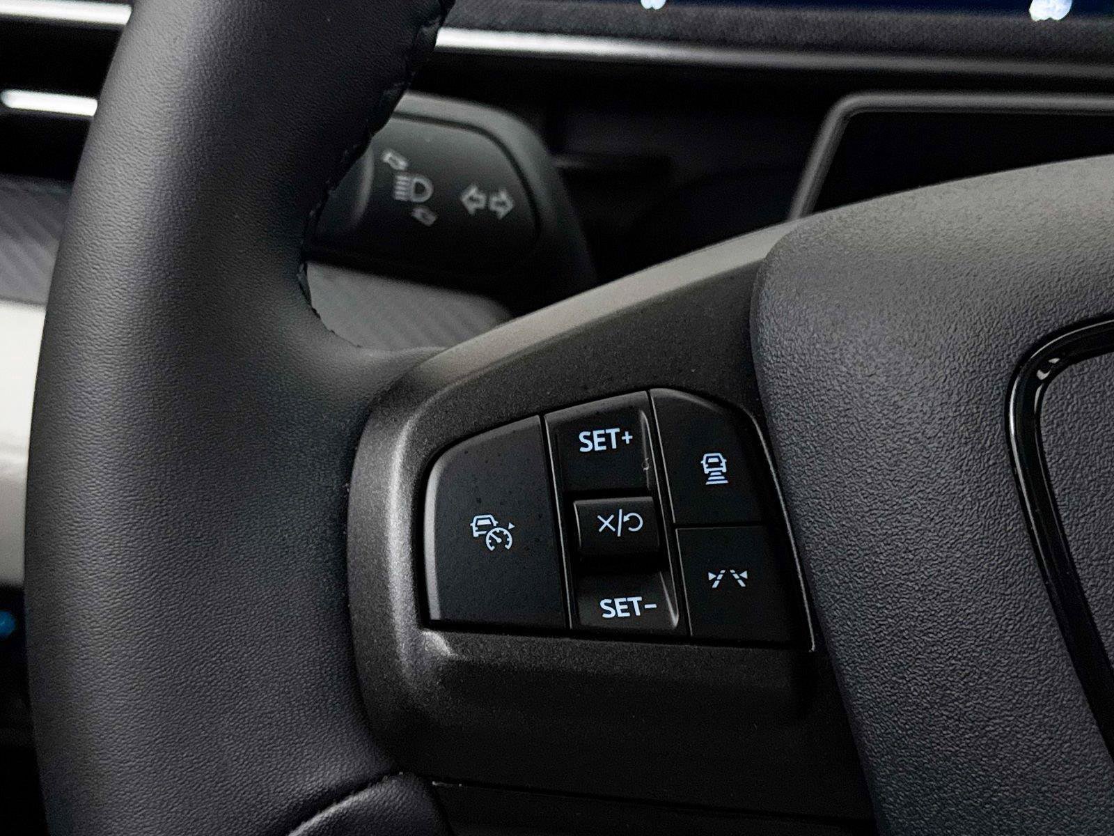 Used 2022 Ford Mustang Mach-E Premium RWD image 33