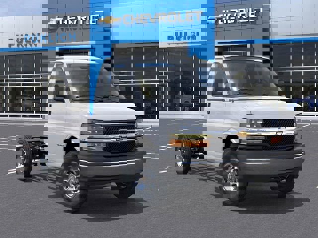 New 2025 Chevrolet Express 3500 w/ Power Convenience Package image 7