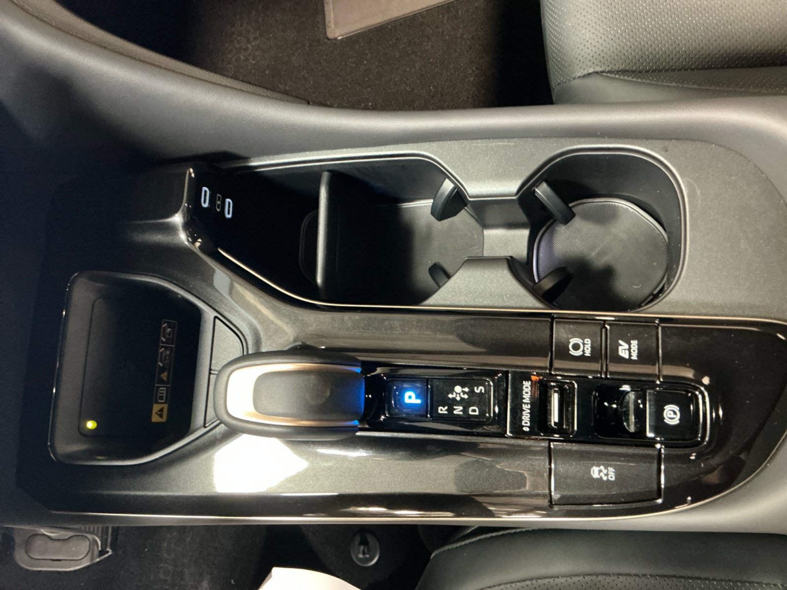 Certified 2026 Toyota Crown Signia AWD/4WD image 15