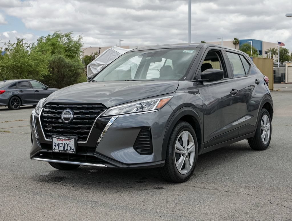 Used 2024 Nissan Kicks S FWD image 8