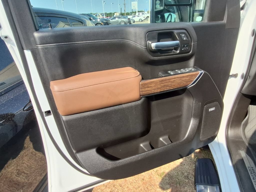 Used 2022 Chevrolet Silverado 3500 High Country AWD/4WD image 12