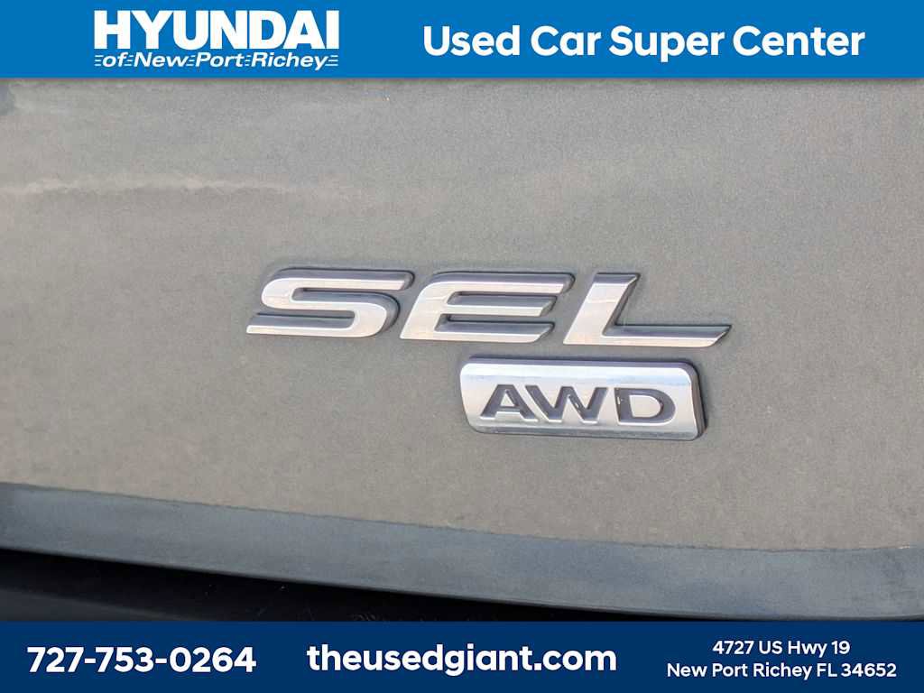 Used 2015 Ford Edge SEL AWD/4WD image 13