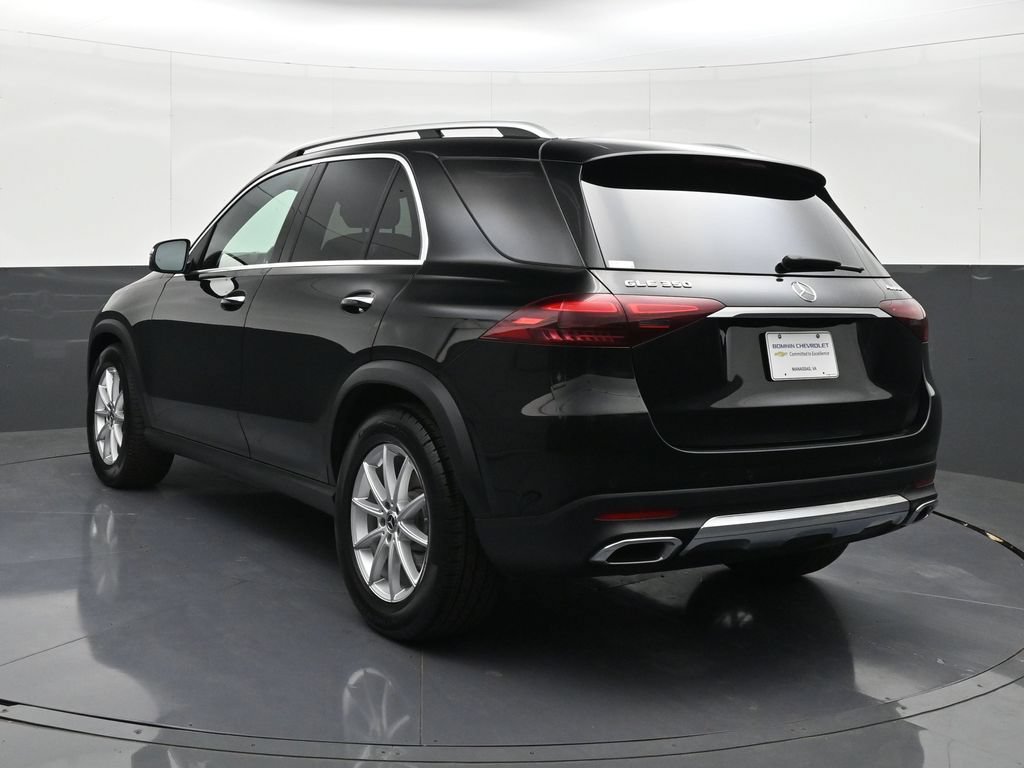 Used 2025 Mercedes-Benz GLE 350 4MATIC image 3
