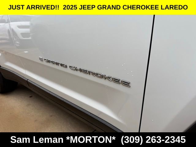 New 2025 Jeep Grand Cherokee Laredo w/ Luxury Tech Group I image 5