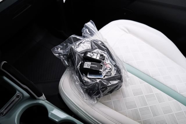 Used 2025 Ford Bronco Heritage Edition image 83