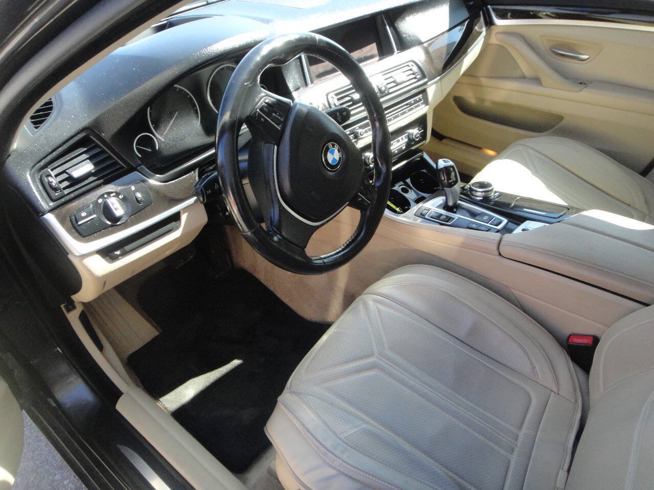 Used 2015 BMW 528i xDrive Sedan AWD/4WD image 7