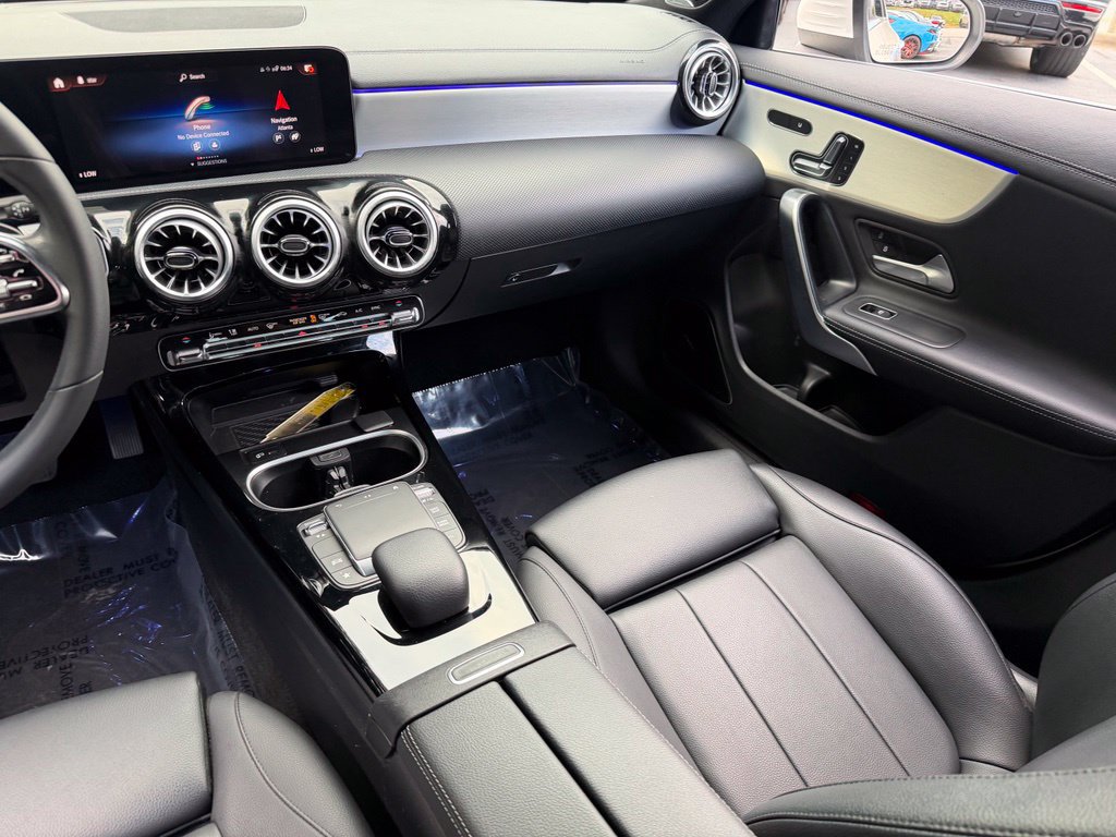 Used 2023 Mercedes-Benz CLA 250 w/ Premium Package image 41