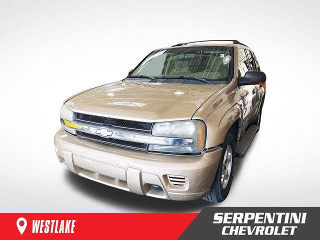 Used 2004 Chevrolet TrailBlazer LS w/ LS Preferred Equipment Group