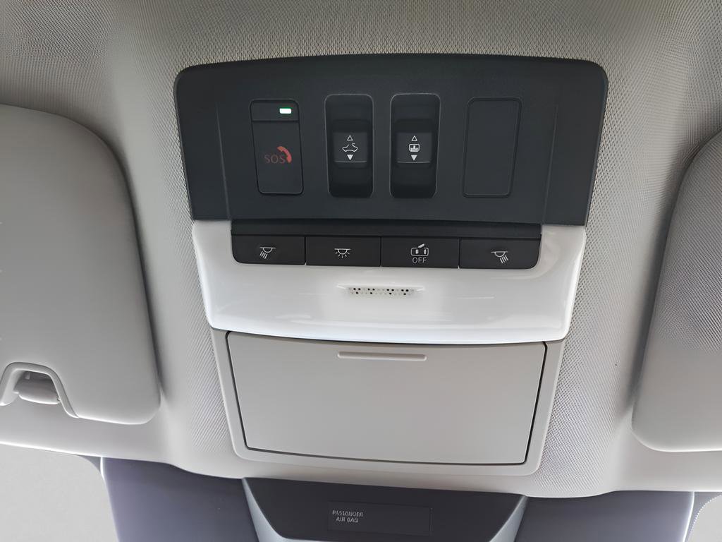 Used 2024 Nissan Pathfinder Platinum image 43