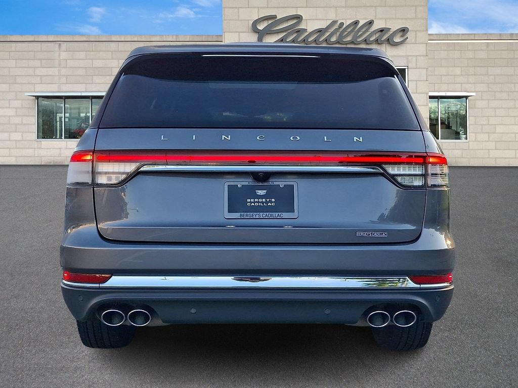 Used 2024 Lincoln Aviator Reserve w/ Equipment Group 201A AWD/4WD image 6