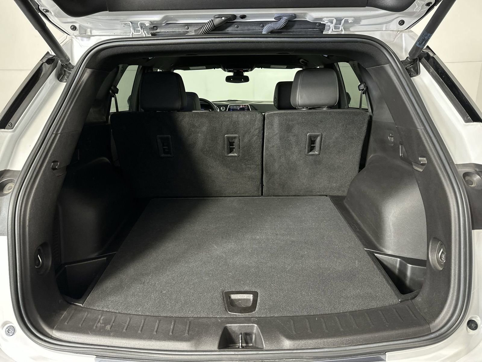 Used 2022 Chevrolet Blazer Premier image 24