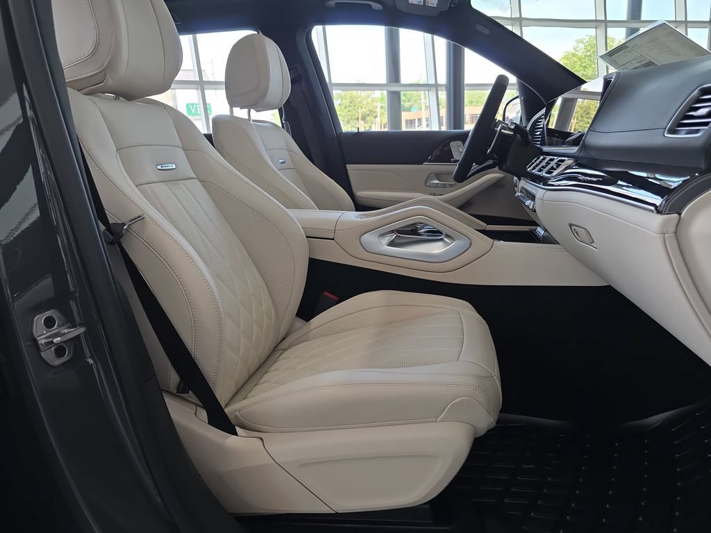 New 2026 Mercedes-Benz GLS 63 AMG 4MATIC image 17