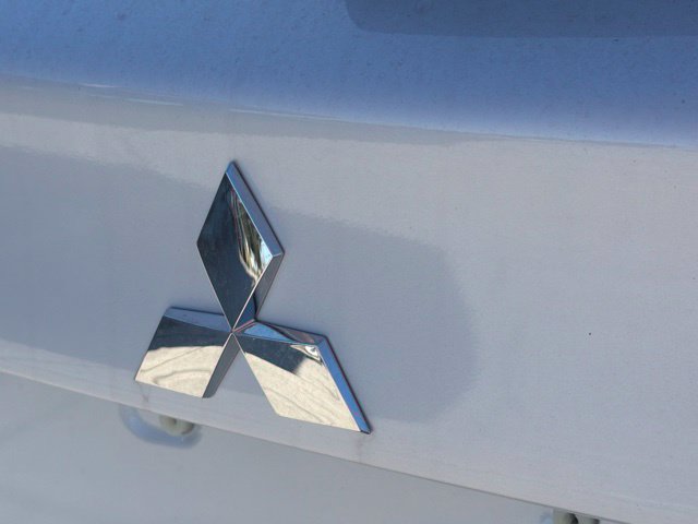 New 2027 Mitsubishi Outlander Sport LE FWD image 13