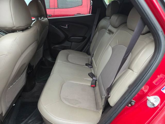 Used 2015 Hyundai Tucson SE FWD image 11