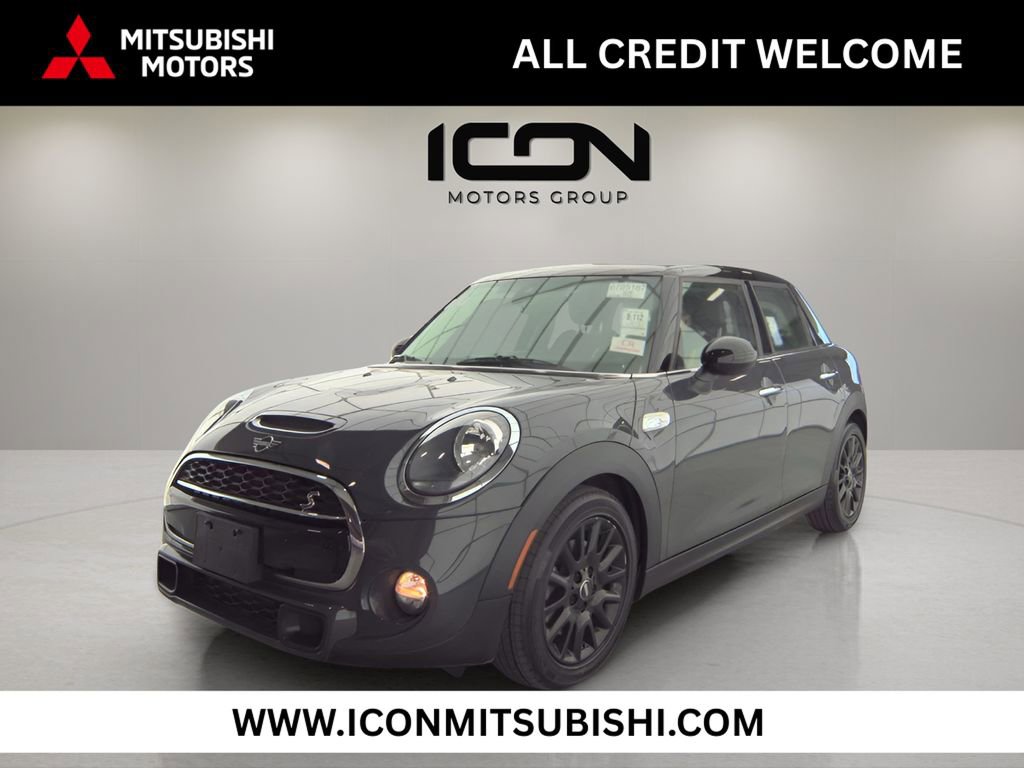 Used 2019 MINI Cooper S image 1