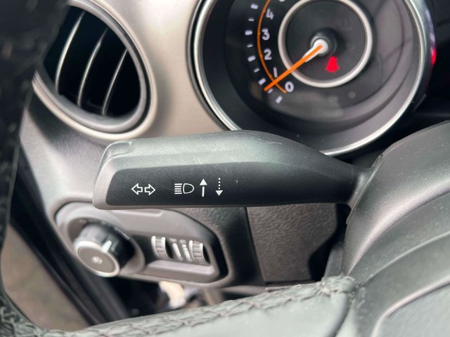 Used 2022 Jeep Wrangler Unlimited Sport AWD/4WD image 18