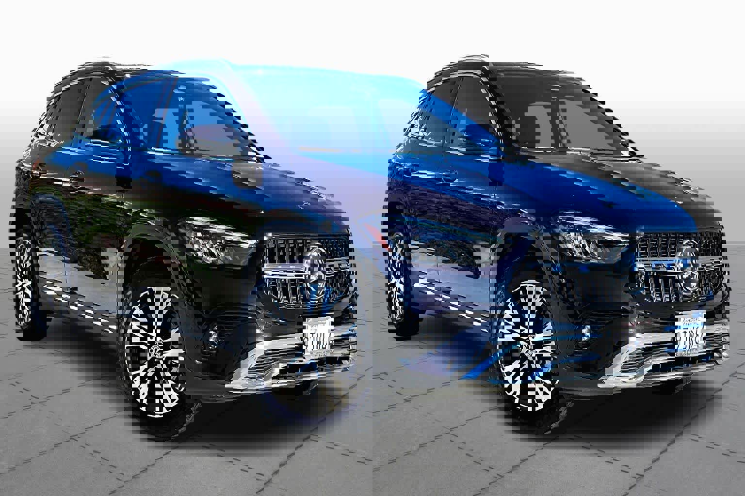 Used 2025 Mercedes-Benz GLA 250 image 2